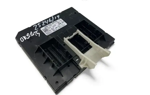 Volkswagen Golf VII Central body control module 5Q0937086BQ