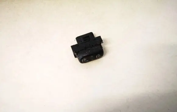 Mercedes-Benz ML W163 Seat heating switch 1638200210