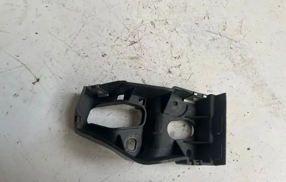 Audi A4 S4 B6 8E 8H Fender mounting bracket 8E0853921B 8E0853921D 8E0853921