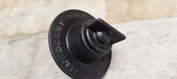 Honda Accord Spare wheel bolt 
