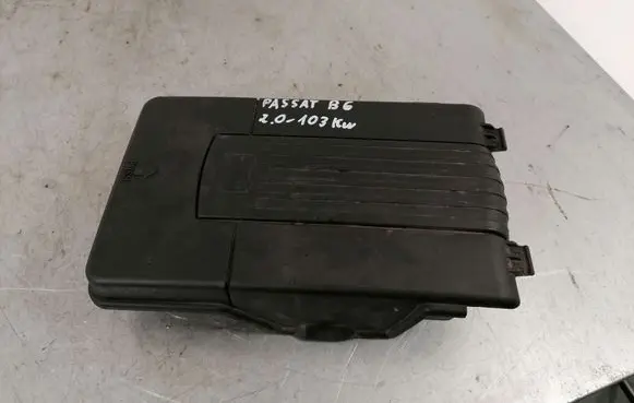 Volkswagen PASSAT B6 Battery box tray cover/lid 1K0915443C