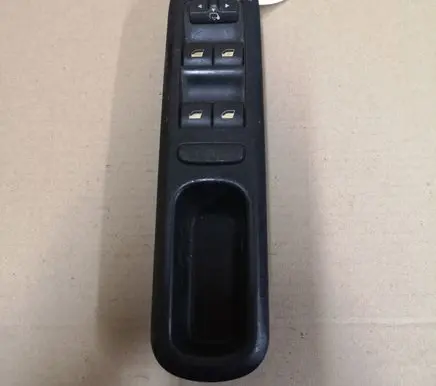 Peugeot 407 Electric window control switch 96468704XT