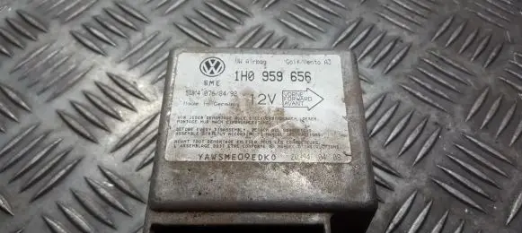Volkswagen Golf III Airbag control unit/module 1h0959656 5wk4076