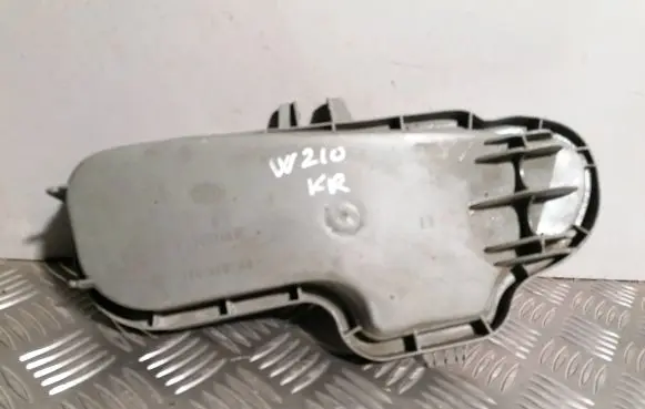 Mercedes-Benz E W210 Headlight/headlamp dust cover 14434500