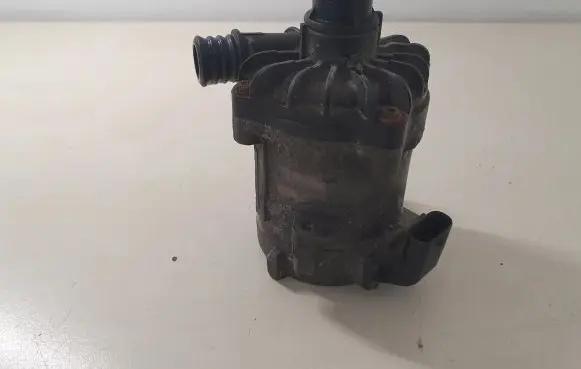 BMW 7 F01 F02 F03 F04 Electric auxiliary coolant/water pump 7566335