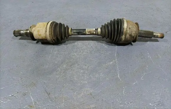 Nissan King Cab, Navara Front driveshaft 39100-5JU0A