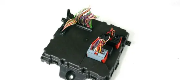 Renault Master III Comfort/convenience module 284B10516R BCMN3