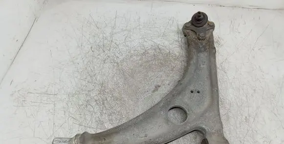 Volkswagen PASSAT B6 Front lower control arm/wishbone 3C0407153B