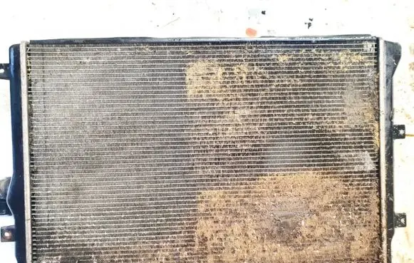 Audi A6 S6 C5 4B Coolant radiator