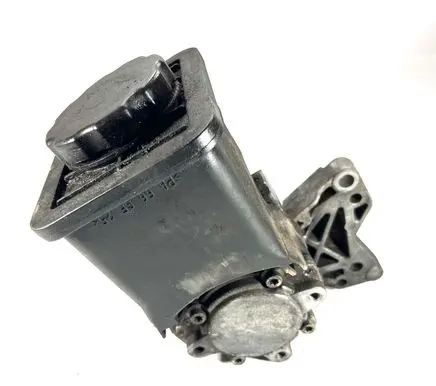 BMW 5 E39 Power steering pump 2247556
