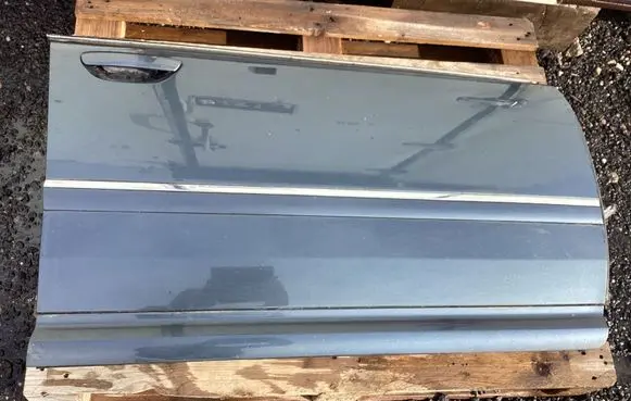 Audi A8 S8 D3 4E Front door 4E0831554 4E0831420