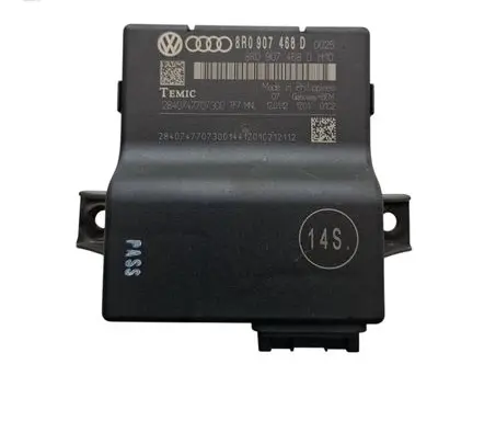 Audi A4 S4 B8 8K Gateway control module 8R0907468D 47707300