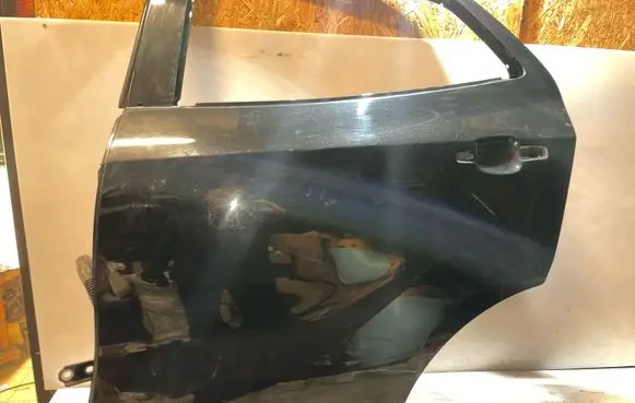 Opel Mokka X Rear door