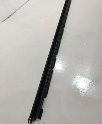 Volkswagen Touran I Front door windshield rail 1T0837472B |00000000000