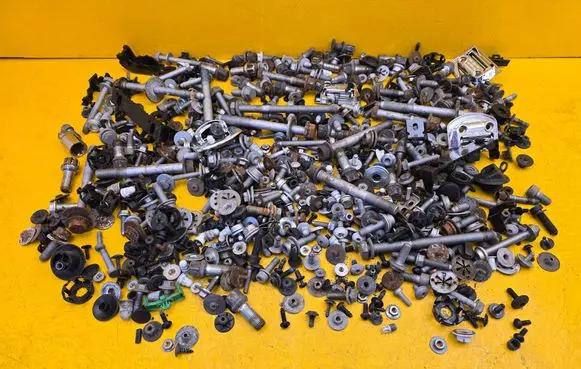 Porsche Macan (95B) Nuts/bolts 