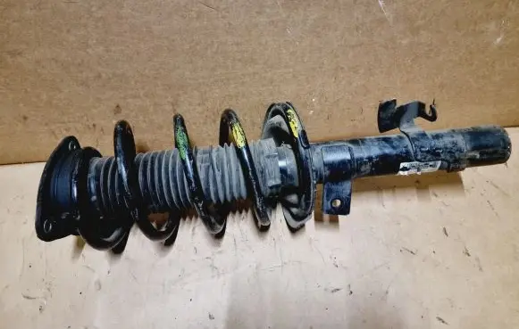 Ford C-MAX I Front shock absorber with coil spring 1256103 1619269 3M5118K001CBK