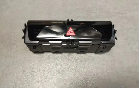 Audi A5 Hazard light switch 85E925301AG
