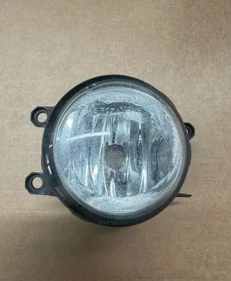 Toyota RAV 4 (XA20) Front fog light 89092699
