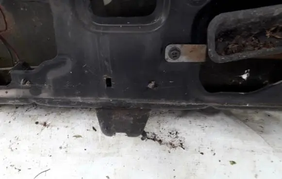 Nissan Almera Tailgate/trunk/boot lock/catch/latch