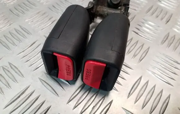 Hyundai ix35 Rear seatbelt buckle