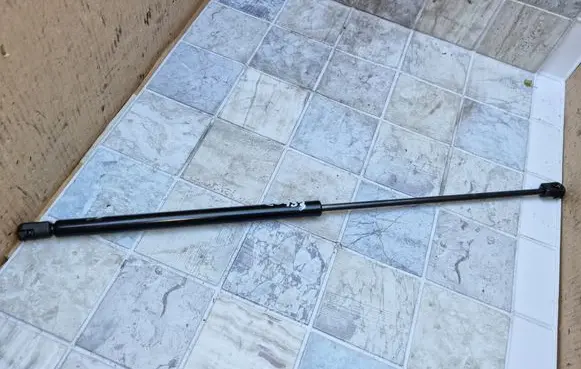 Renault Scenic I Tailgate/trunk strut/damper 0691666