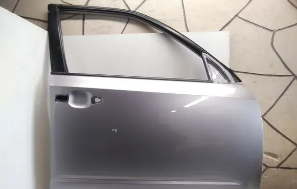 Subaru Forester SH Front door