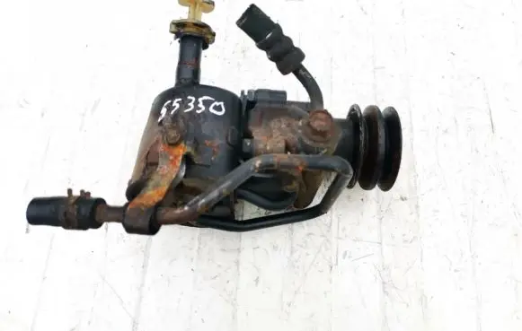 Mazda 323 Power steering pump