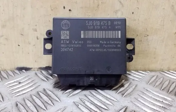 Skoda Superb B6 (3T) Parking PDC control unit/module 5J0919475B