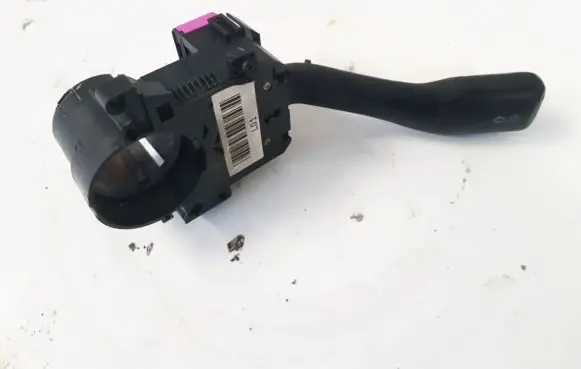 Volkswagen PASSAT B5 Indicator stalk 2001664 bl0953513G