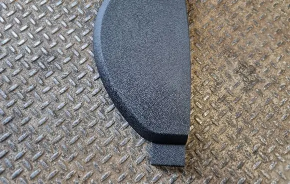 Cadillac Escalade Dashboard side end trim 25855839