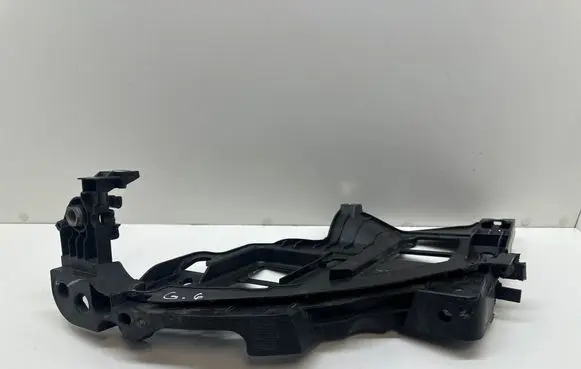 Headlight/headlamp mounting bracket