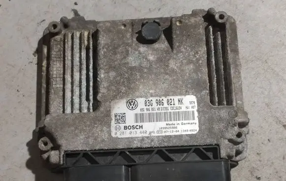 Volkswagen PASSAT B6 Engine control unit/module 03G906021NK 03G906021AB 0281013440