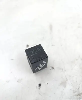 Audi A4 S4 B5 8D Other relay 431955531