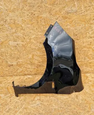 Mitsubishi Space Star Fender B257