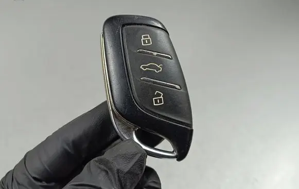 MG ZS Ignition key/card 