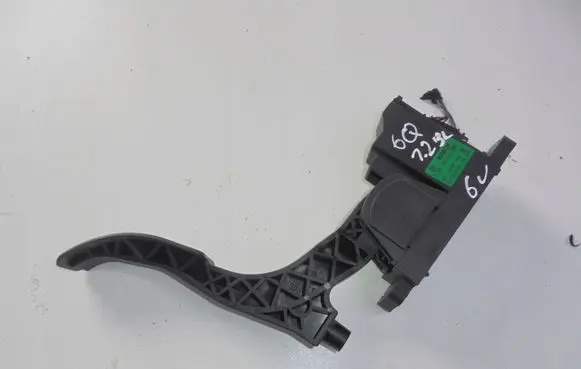 Volkswagen Polo Accelerator throttle pedal 6Q1721503M