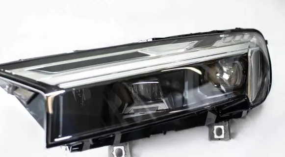 Audi Q7 4M Headlight/headlamp 4M0941039D 12704070000 148R00149R00