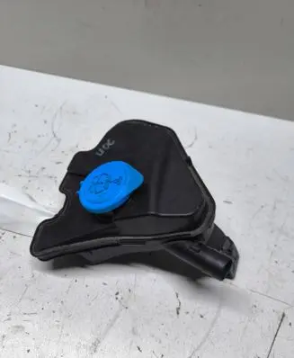 BMW 2 Active Tourer U06 Windshield washer fluid reservoir/tank 8492056 136982