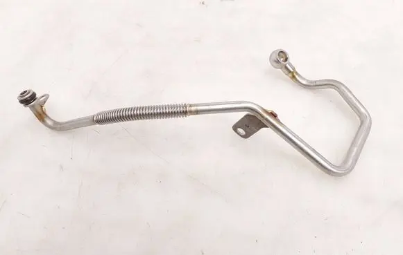Mercedes-Benz CLA C118 X118 Turbo turbocharger oiling pipe/hose A2820900201