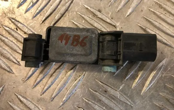 Audi A4 S4 B6 8E 8H Airbag deployment crash/impact sensor 8E0959651 110902 0231301EMX1