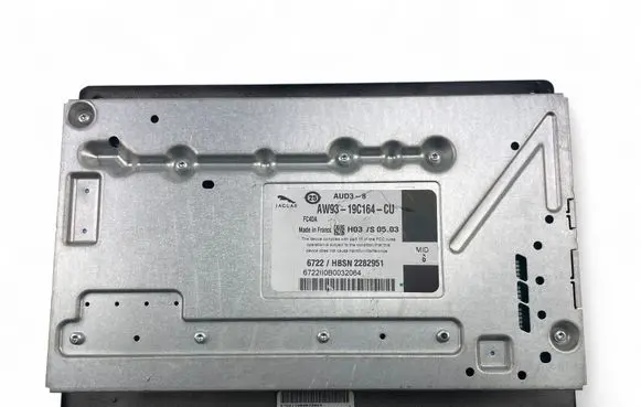 Jaguar XF X250 Sound amplifier AW9319C164CU