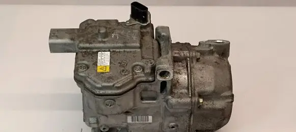 Toyota Auris E180 Air conditioning (A/C) compressor (pump) 0422001330