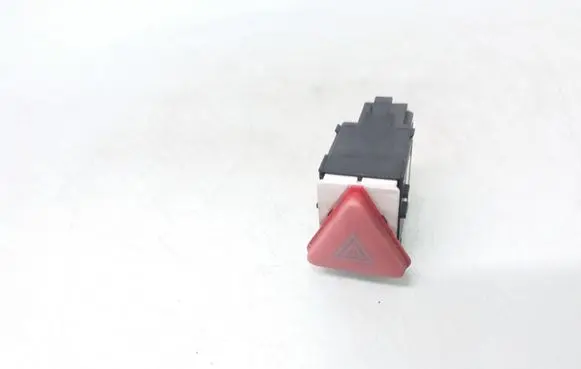 Skoda Fabia Mk1 (6Y) Hazard light switch 6Y0953235