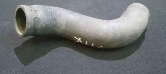 Nissan Primera Engine coolant pipe/hose