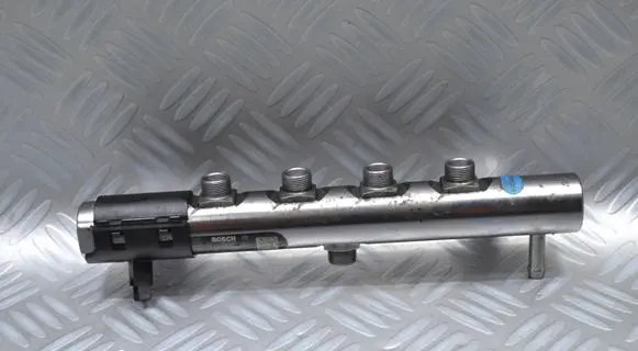 Opel Insignia A Fuel main line pipe 0445214189 55564168