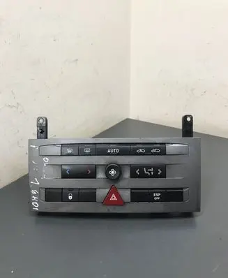 Peugeot 407 Climate control unit