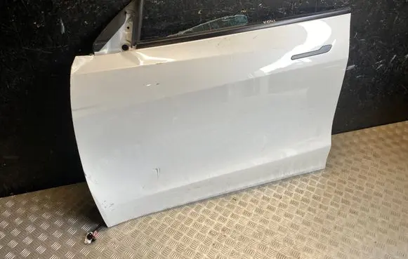 Tesla Model Y Front door