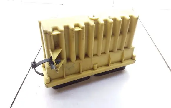 Opel Astra G Coolant fan relay 24409212 804025