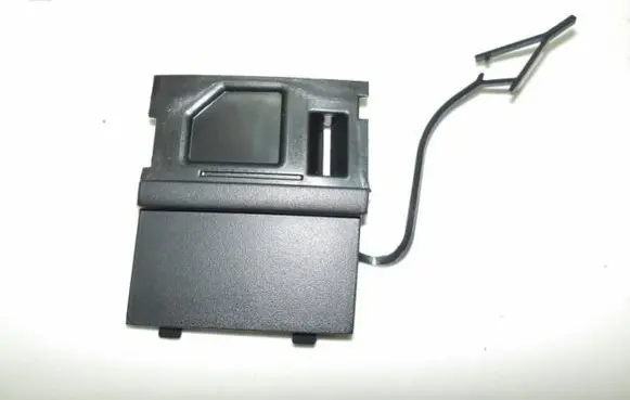 Volkswagen Touareg II Front tow hook cap/cover 7P6807185