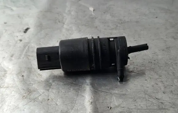 Windscreen/windshield washer pump